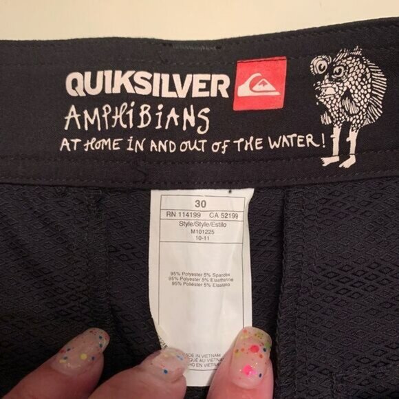 Quiksilver Amphibians Black Board Shorts sz 30 - Picture 3 of 4